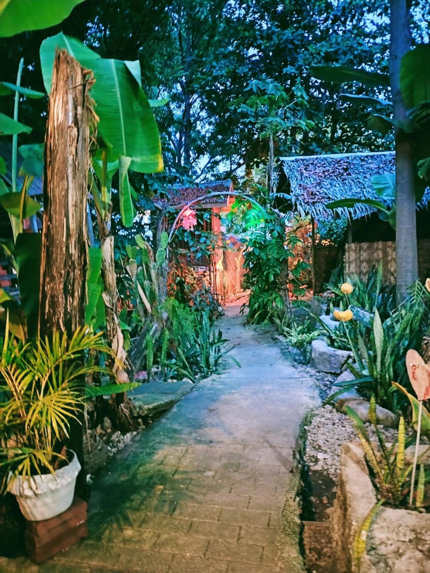 Stay N Save B&B Oslob Exterior foto
